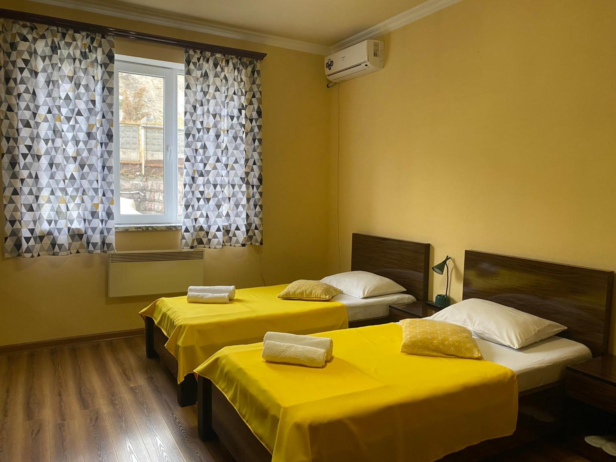 Guesthouse Aygestan Jerevan Eksteriør billede